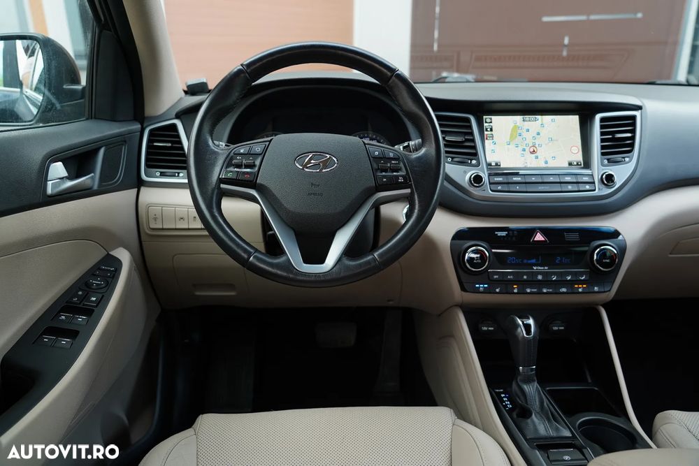 Hyundai Tucson 2.0 CRDI 4WD 6AT Premium+ - 14