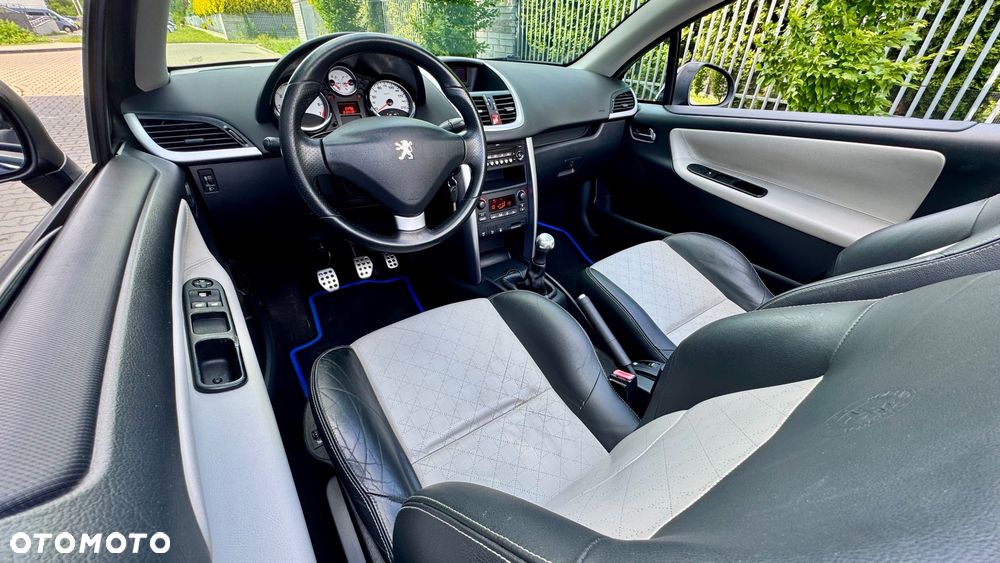 Peugeot 207 CC 1.6 Intense - 7