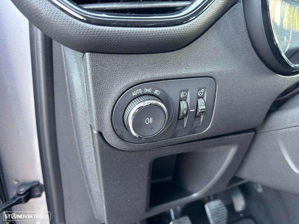 Opel Crossland 1.5 D Business - 15