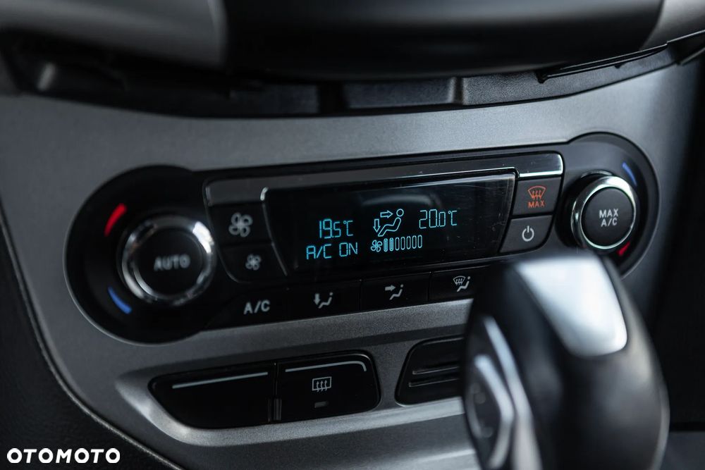 Ford Focus - 24
