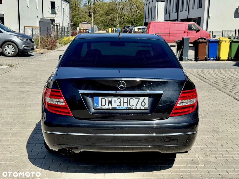 Mercedes-Benz Klasa C 200 CDI DPF (BlueEFFICIENCY) 7G-TRONIC Avantgarde - 5