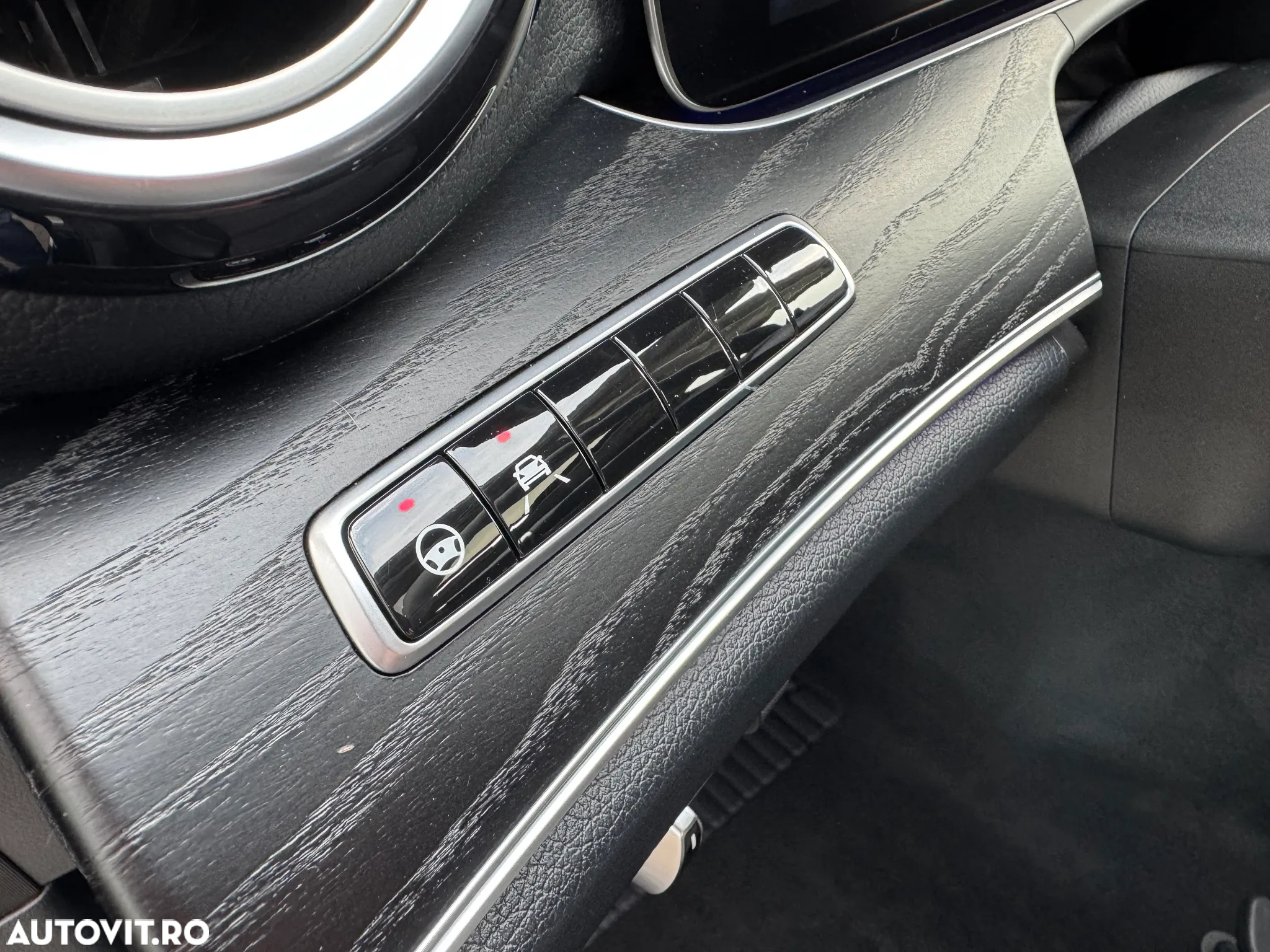 Mercedes-Benz E 350 D 4Matic 9G-TRONIC Avantgarde - 17