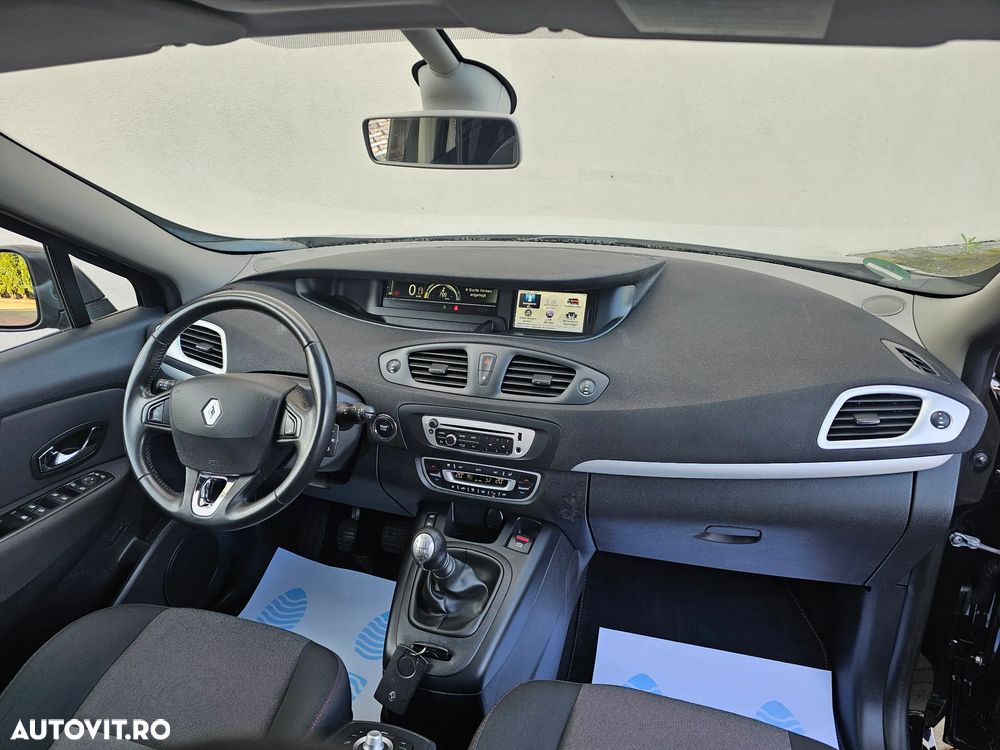 Renault Scenic - 9