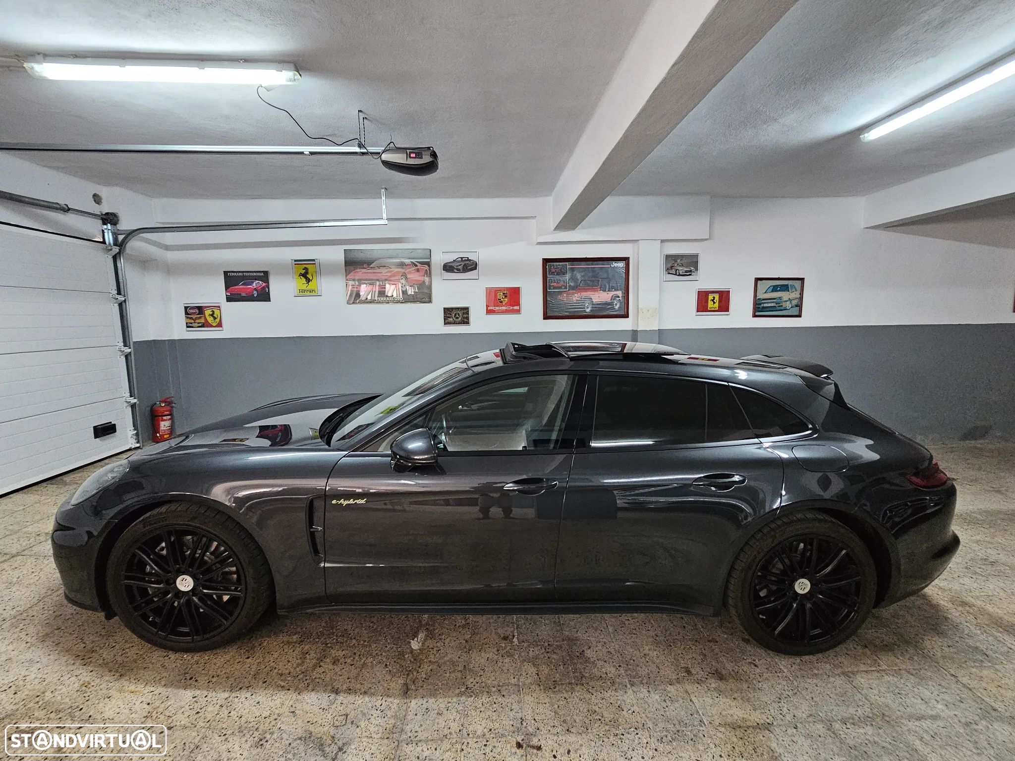 Porsche Panamera Sport Turismo - 1