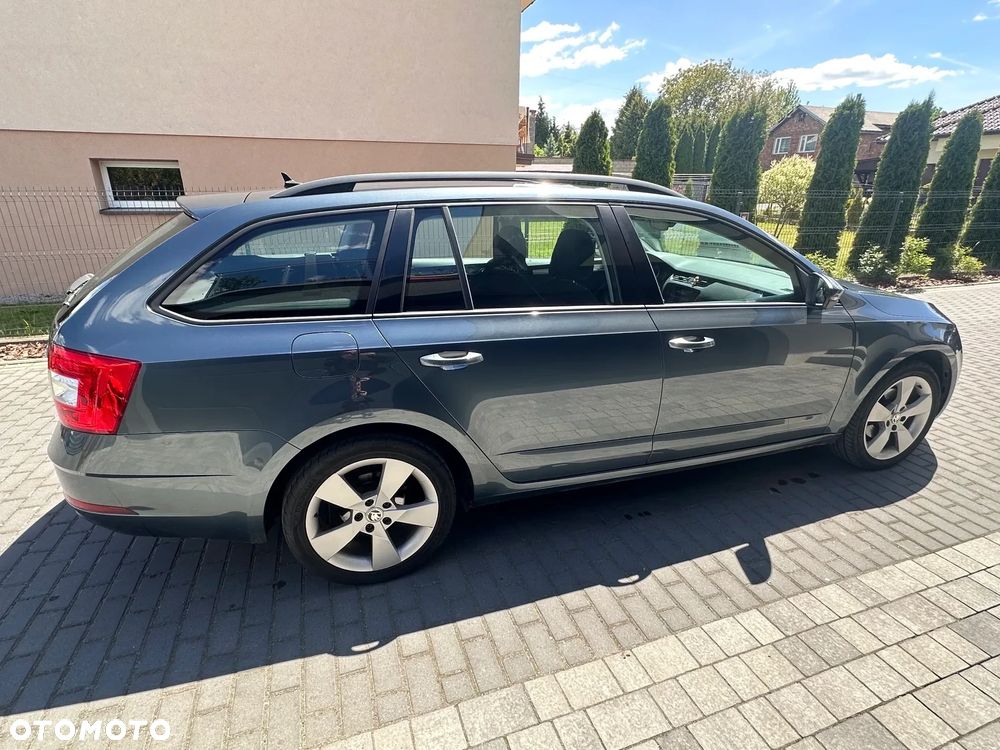 Skoda Octavia 2.0 TDI Ambition DSG - 8