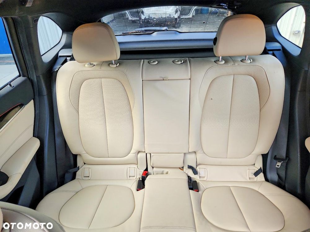 BMW X1 - 8