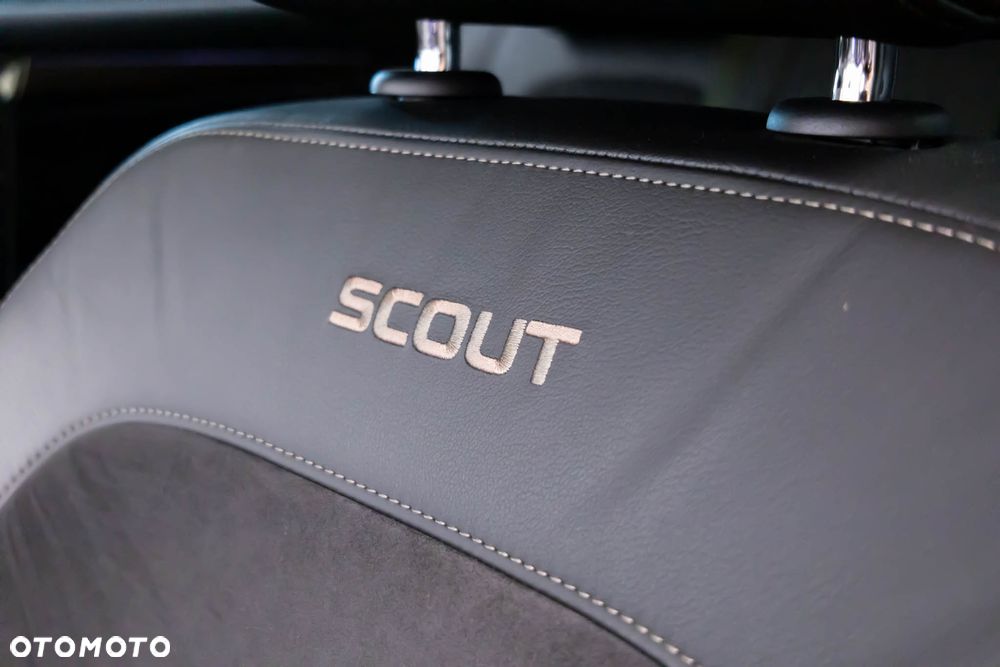Skoda Superb 2.0 TDI 4x4 DSG Scout - 13