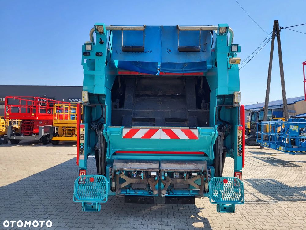 Mercedes-Benz Antos 2533 - 7