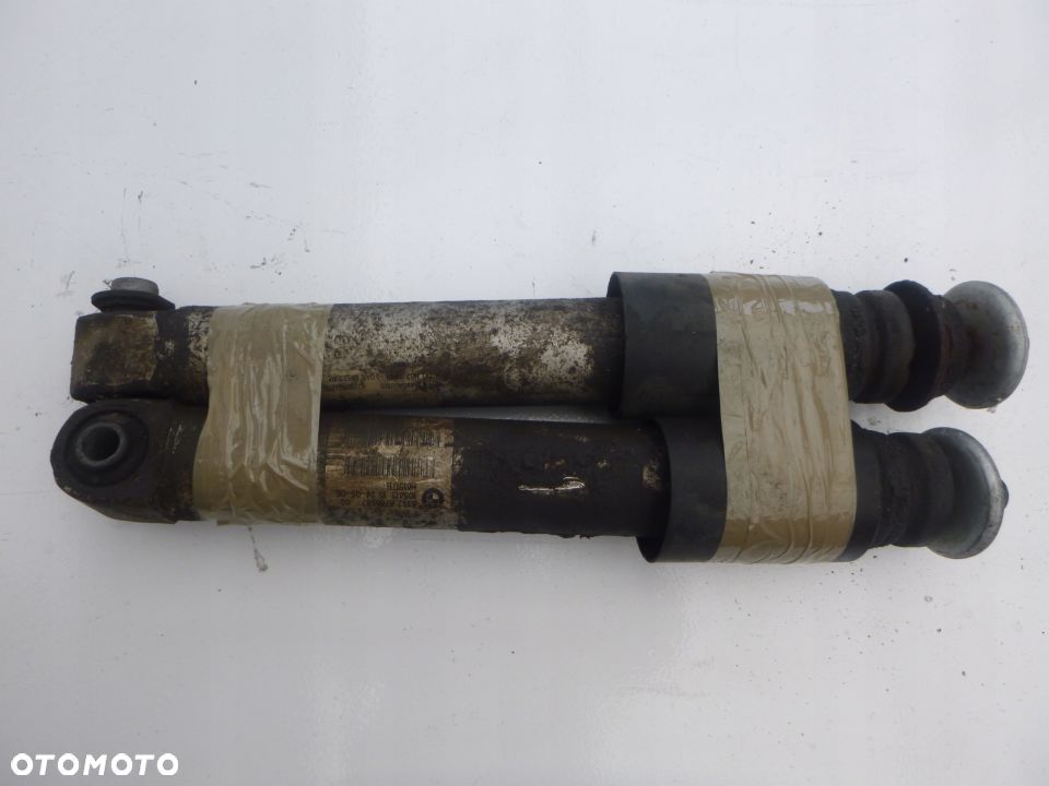 BMW 530i E61 amortyzatory tylne - 1