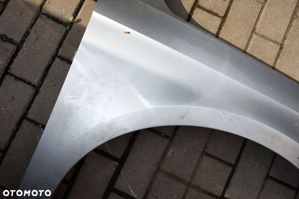 BŁOTNIK PRZEDNI PRAWY PASSAT B7 LA7W  SREBRNY VOLKSWAGEN 2010-2014 - 5