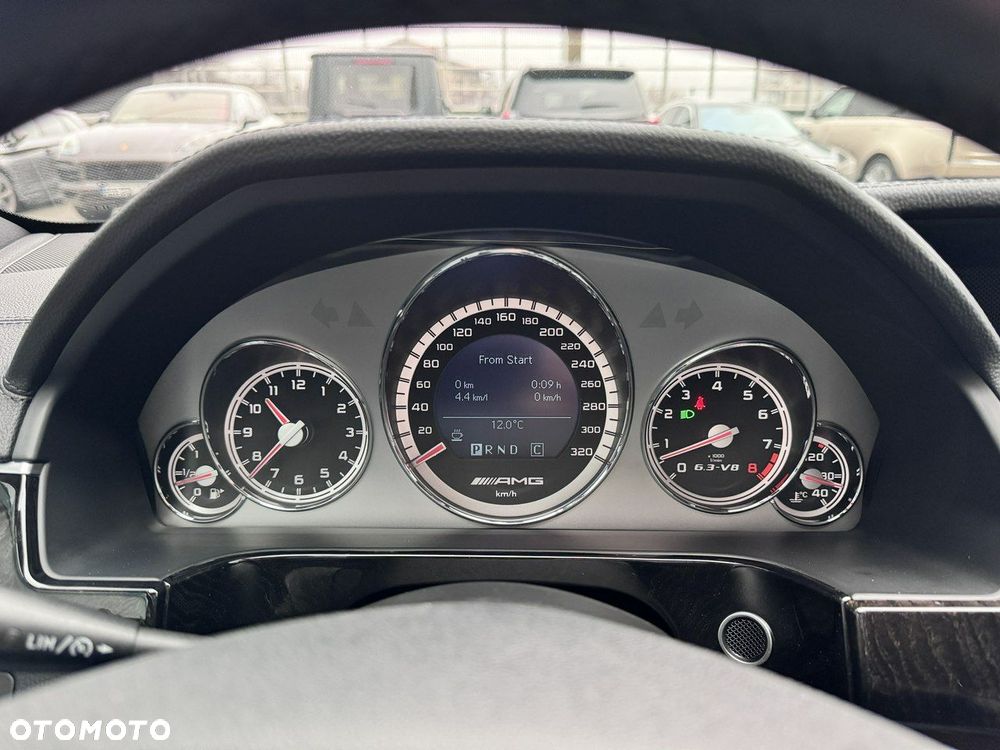 Mercedes-Benz Klasa E - 27