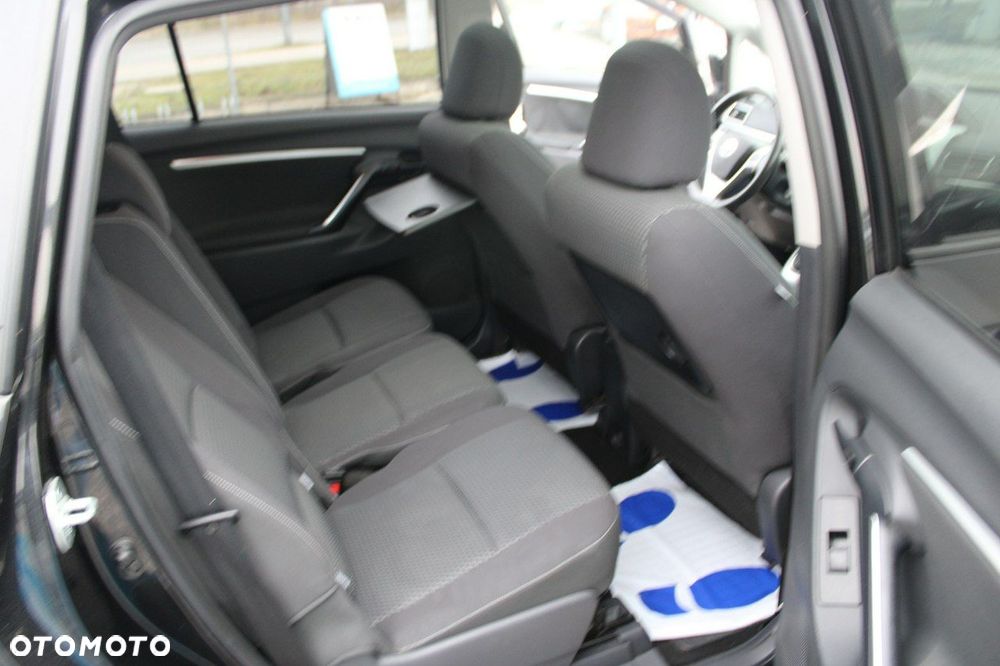 Toyota Verso - 29