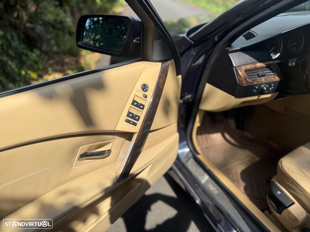 BMW 520 i - 10