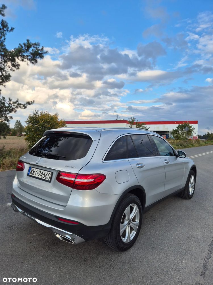 Mercedes-Benz GLC 300 4-Matic - 6