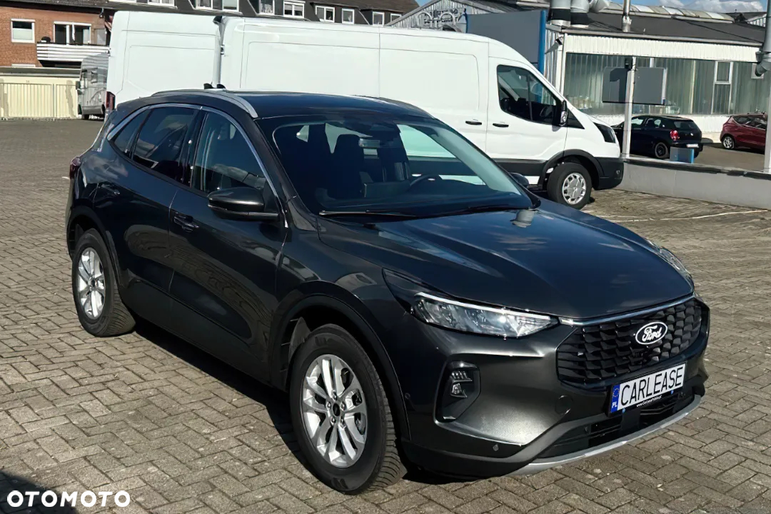 Ford Kuga 2.5 FHEV FWD Titanium eCVT - 2