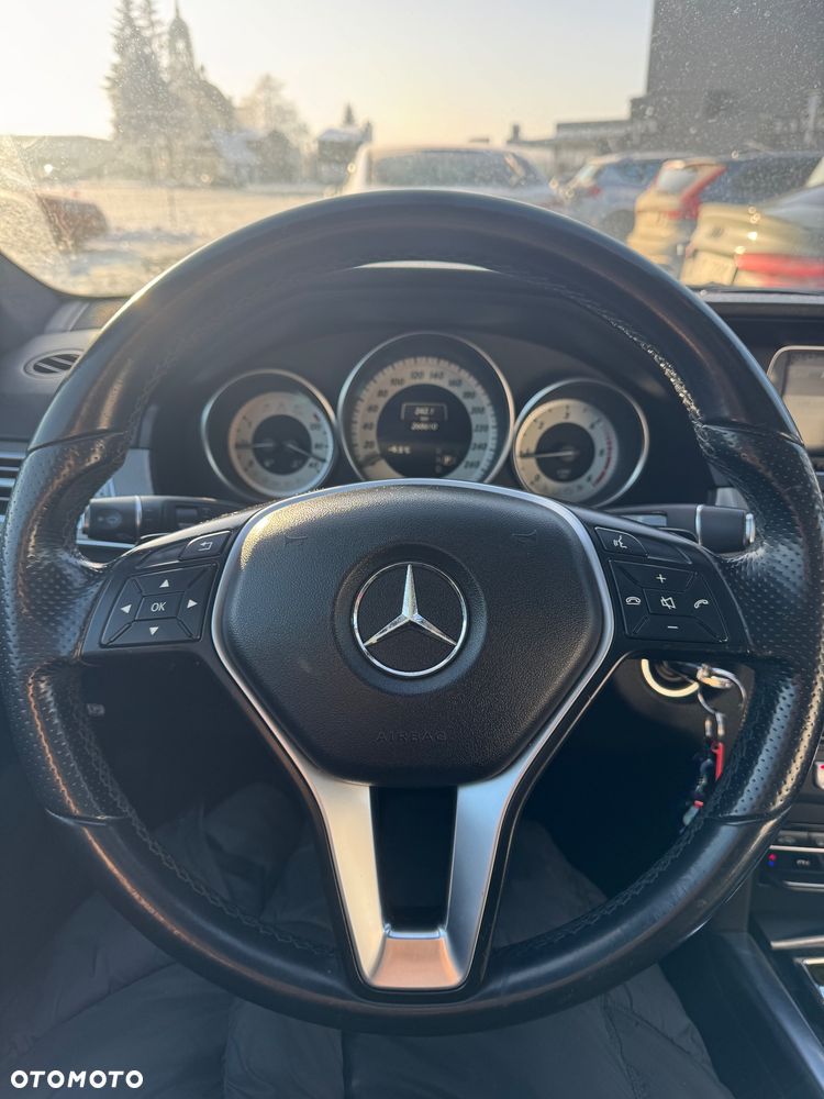 Mercedes-Benz Klasa E 220 CDI 7G-TRONIC Elegance - 16