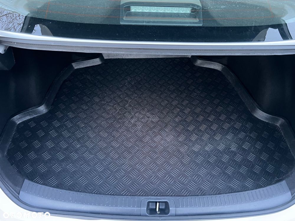 Toyota Corolla 1.8 Hybrid GPF Comfort - 27