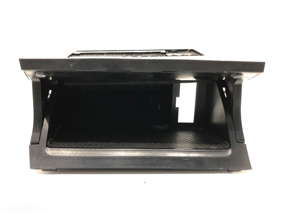 POPIELNICZKA  VW GOLF VII (5G1, BQ1, BE1, BE2) 2012 - 2022 1.4 TSI 92 kW [125 KM] benzyna 2014 - - 2