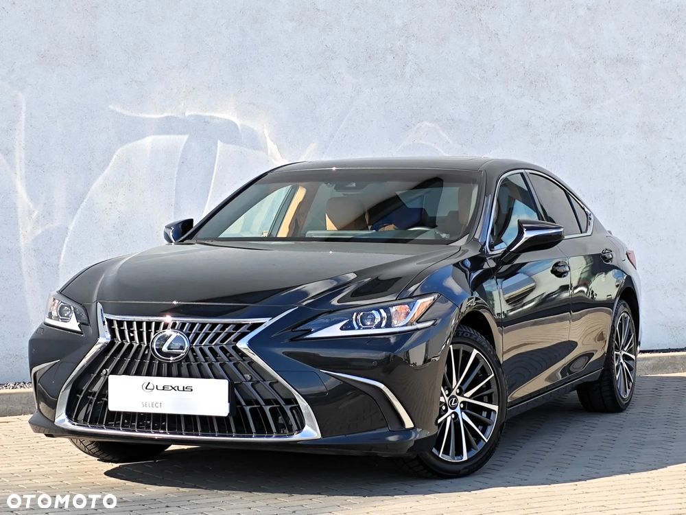 Lexus ES 300h Business Edition - 1