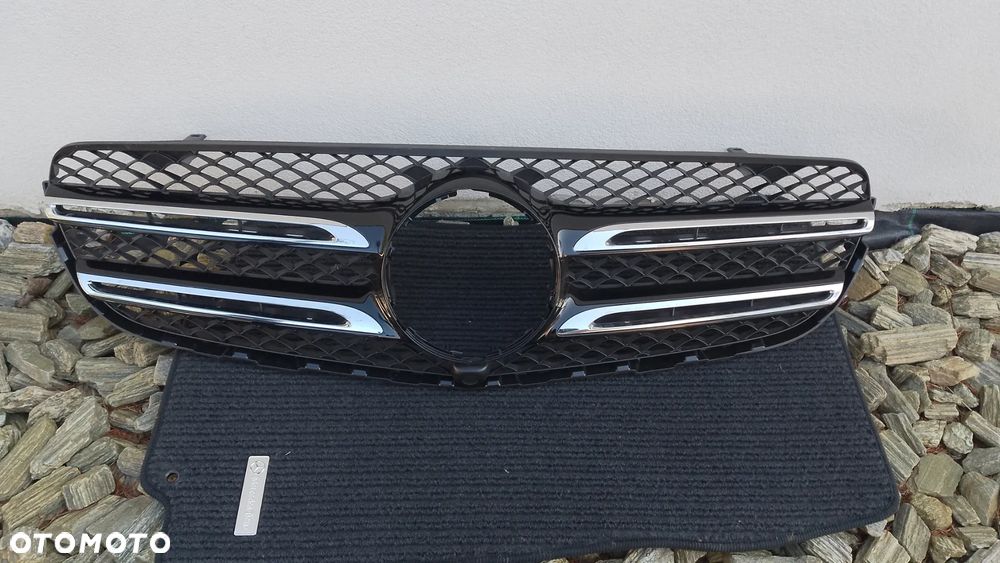 Mercedes GLC A253 Grill ATRAPA CHŁODNICY A25388066 IGŁA - 1