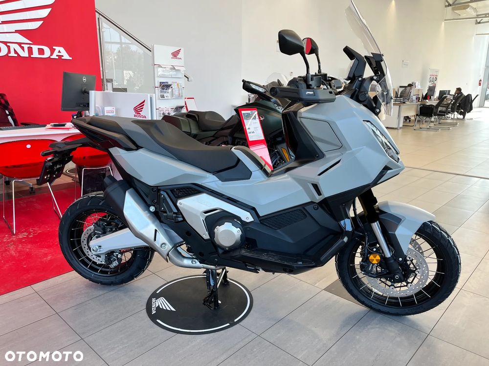 Honda X-ADV - 2