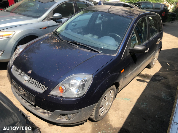Dezmembrez Ford Fiesta MK5 facelift albastru TDCI 2006 4 usi