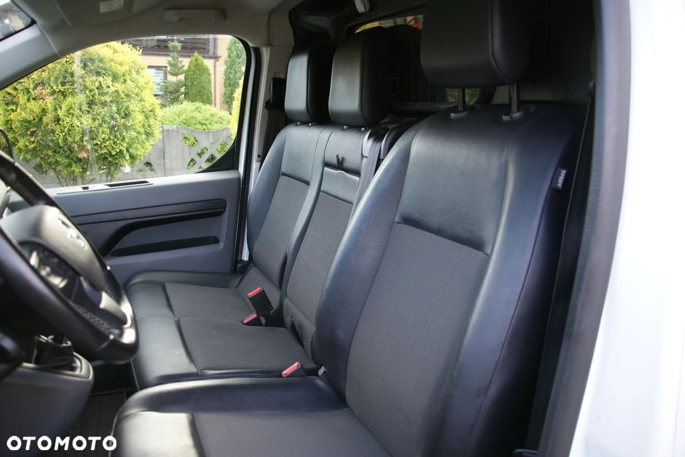 Opel Vivaro - 16