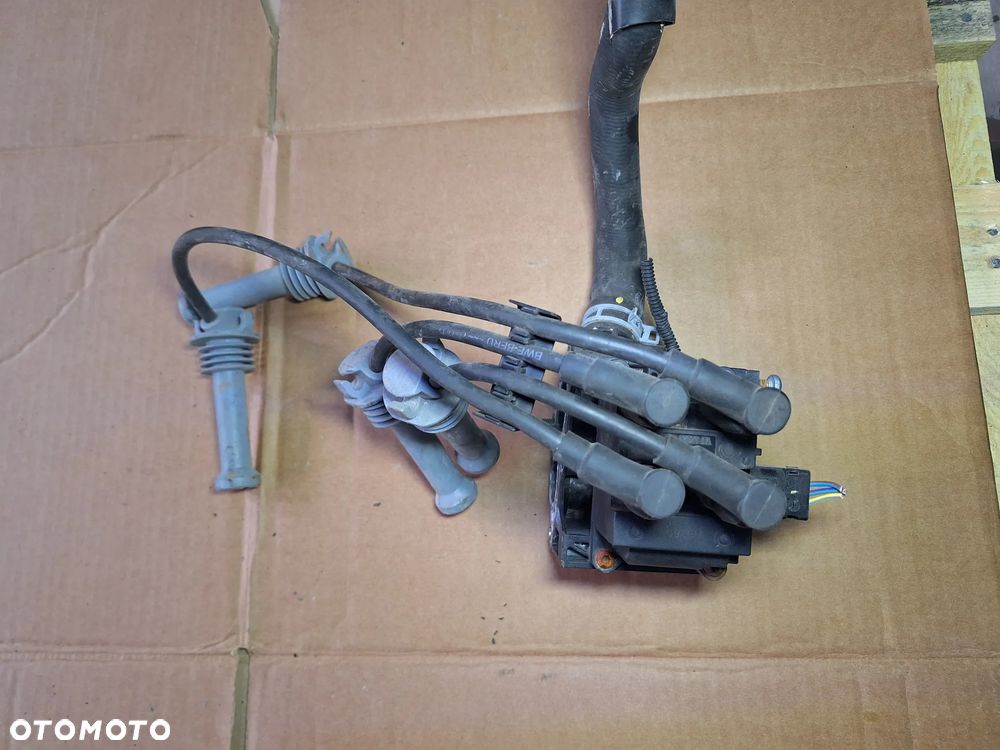 cewka zapłonowa z przewodami FORD FIESTA MK7 1.25 LIFT CM5G-12029-FB  koszyk 70 - 13