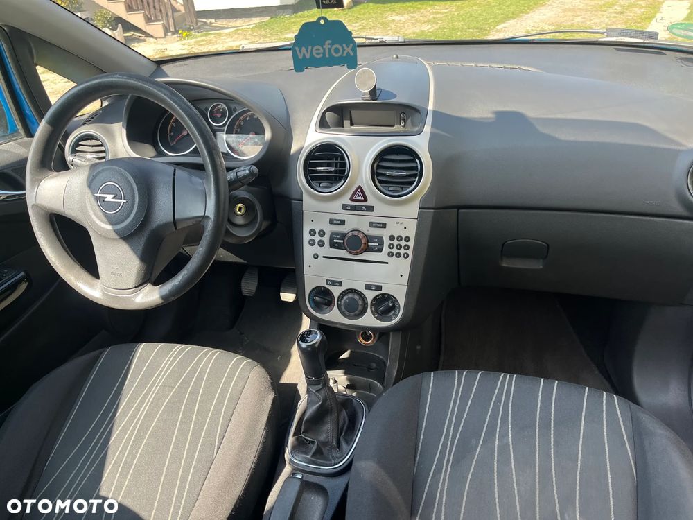 Opel Corsa 1.2 16V Enjoy - 9