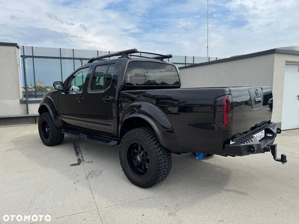 Nissan Navara 3.0 D V6 Platinum Long EU5 - 3