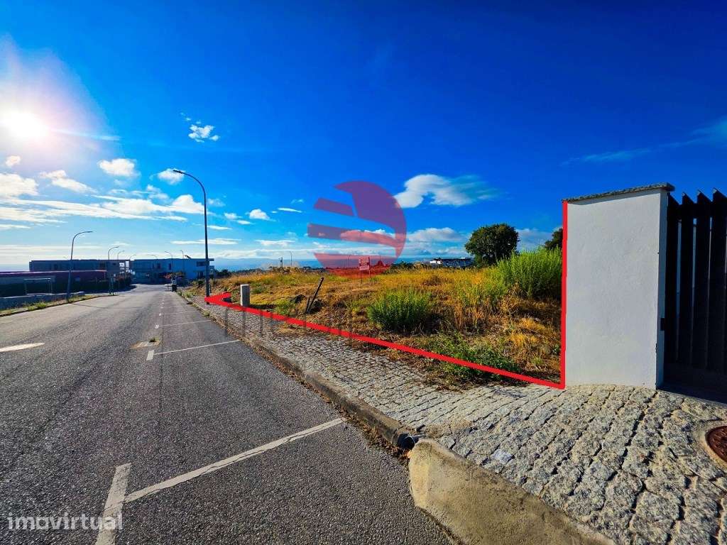 LOTE URBANO PARA CONSTRUÇÃO - Grande imagem: 2/8