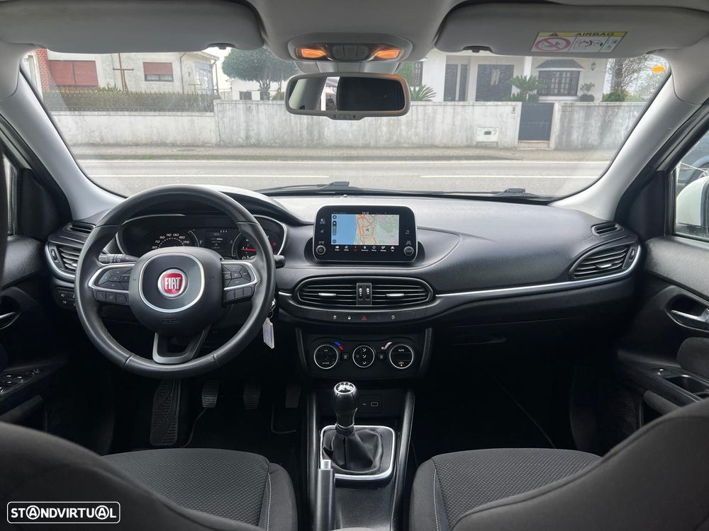 Fiat Tipo Station Wagon 1.3 M-Jet Lounge Tech - 9