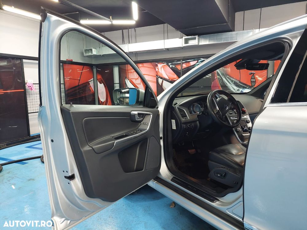 Volvo XC 60 T5 Geartronic Momentum - 5