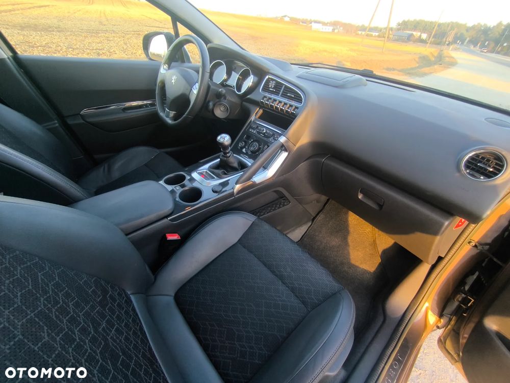 Peugeot 3008 HDi FAP 150 Premium - 9