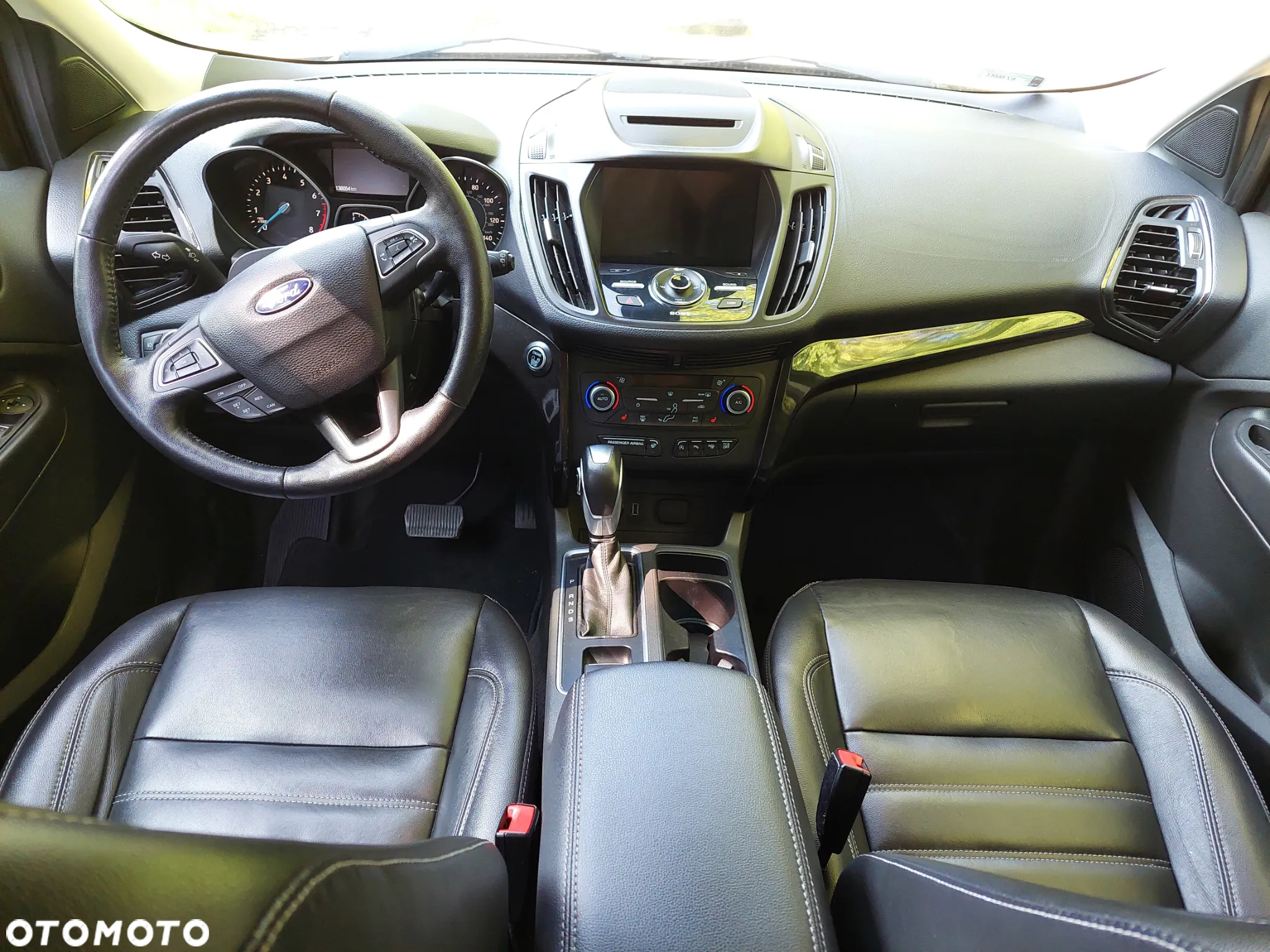 Ford Escape 2.0 EcoBoost AWD Titanium - 26