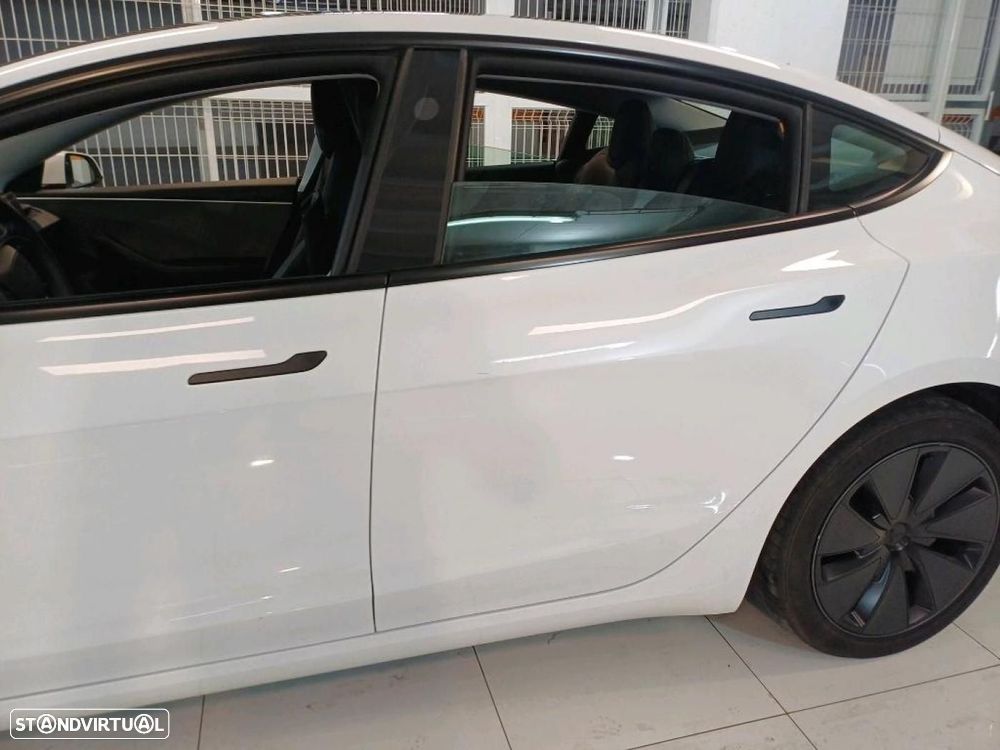 Tesla Model 3 Tração Traseira Premium - 27
