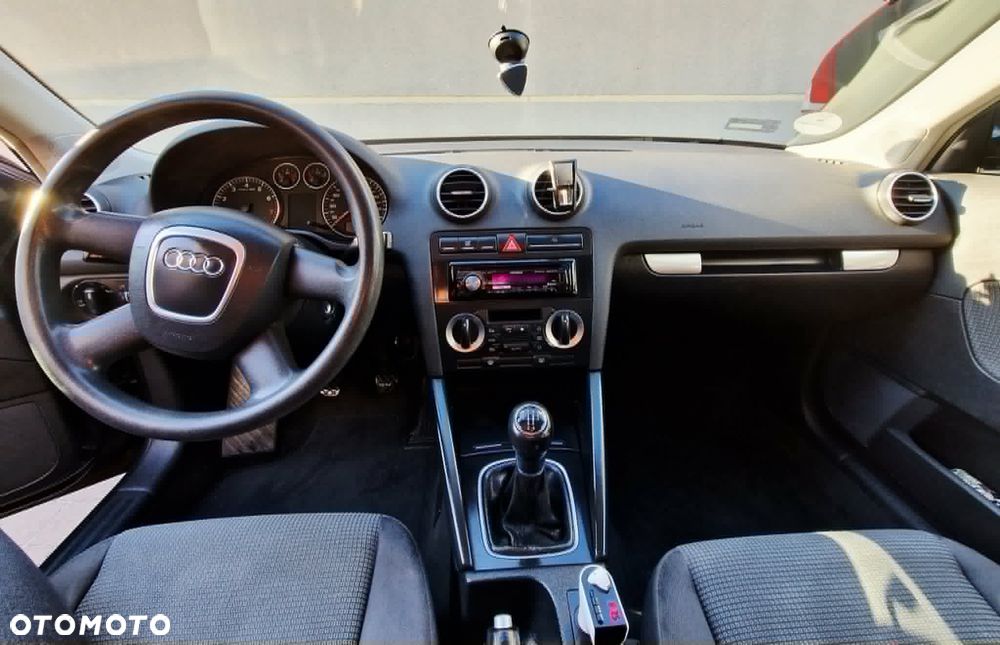 Audi A3 Sportback - 6