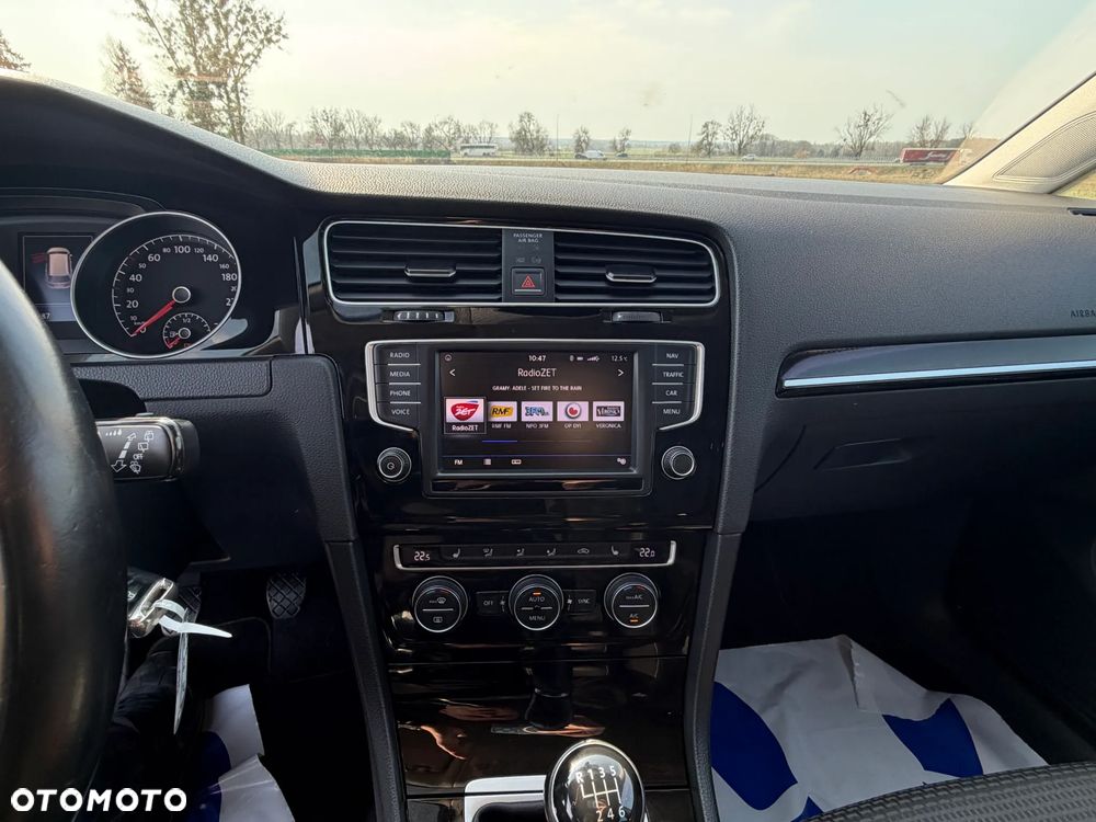 Volkswagen Golf 2.0 BlueTDI Highline - 8