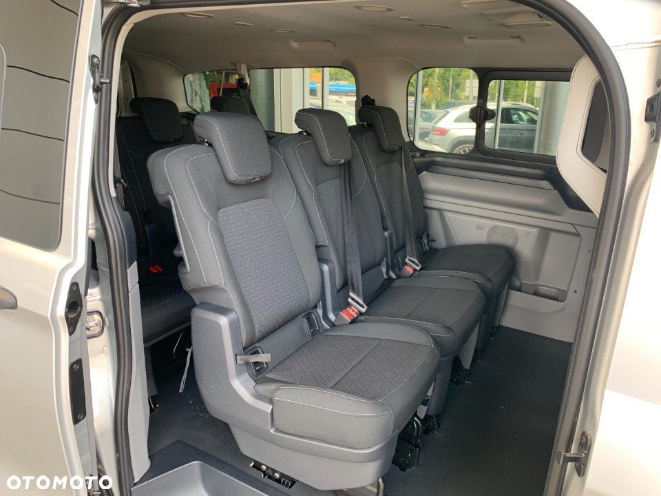 Ford Transit Custom - 11