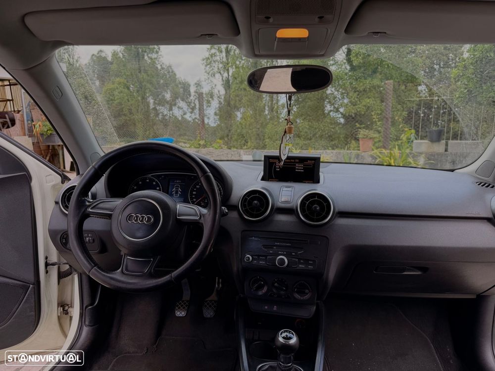 Audi A1 1.2 TFSI Attraction - 26