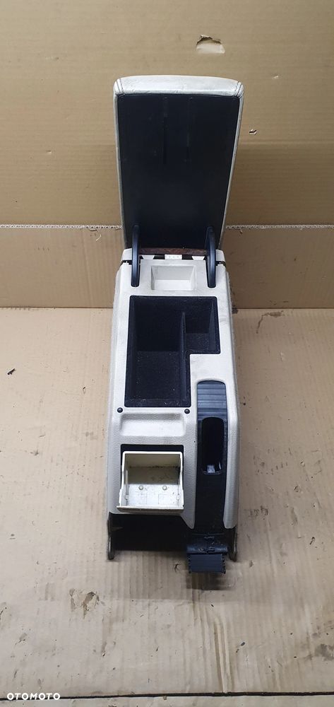 Tunel środkowy podłokietnik skóra skórzany Skoda Superb I 3U0863319A - 2