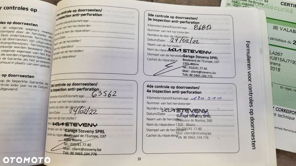 Kia Carens 1.7 CRDi M 7os - 32