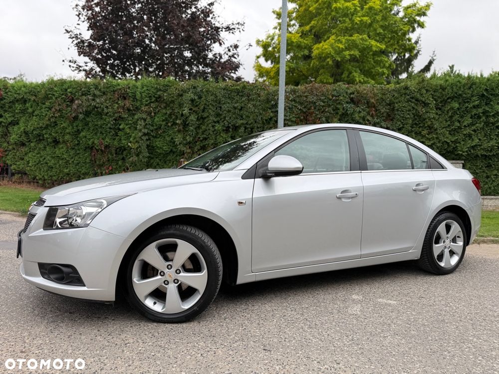 Chevrolet Cruze 1.8 LTZ+ - 15
