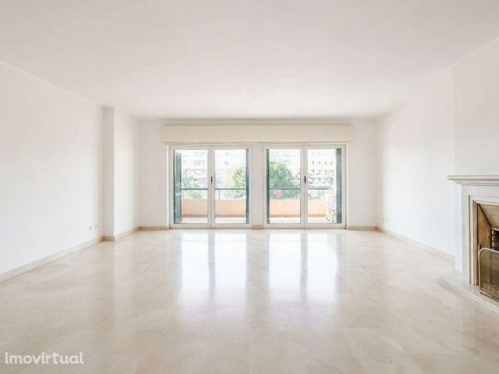 T2 para venda, vista mar, garagem, Jardins da Gandarinha-Cascais - Grande imagem: 3/30