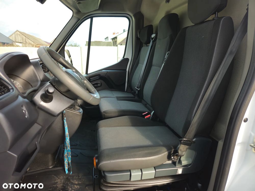 Renault Master L3h2  long - 16