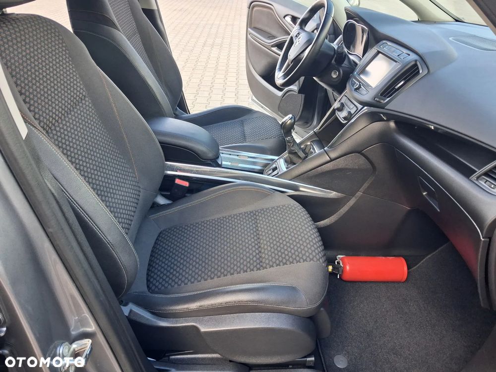 Opel Zafira 1.4 T Cosmo - 25
