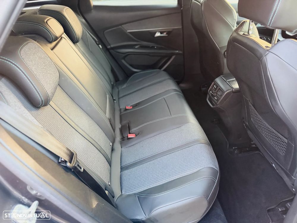 Peugeot 3008 1.6 Hybrid Allure Pack e-EAT8 - 12