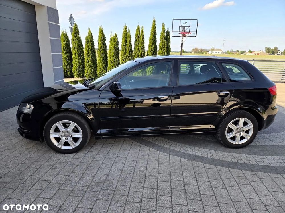 Audi A3 Sportback - 11