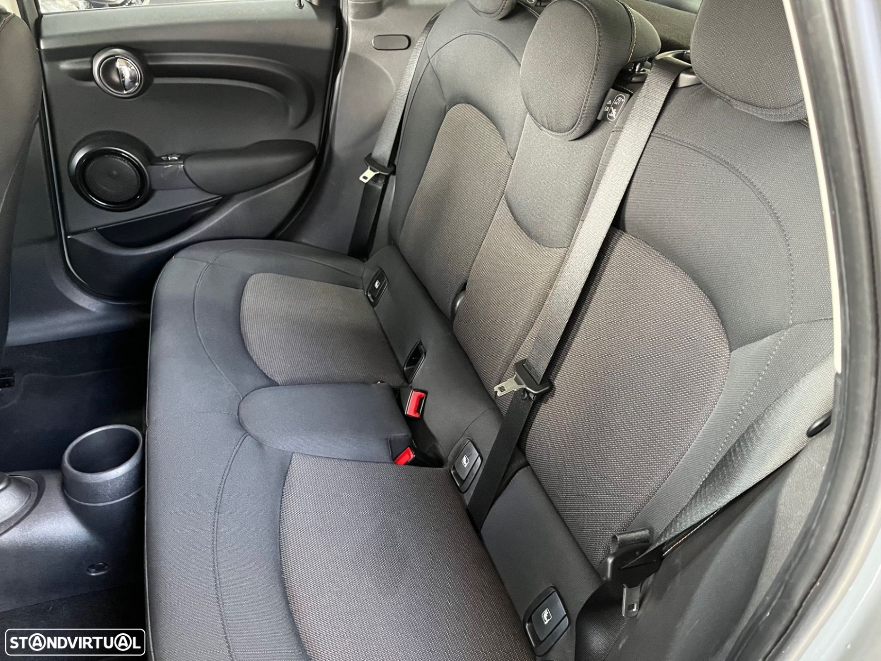 MINI 5 Portas One Sport Edition - 16