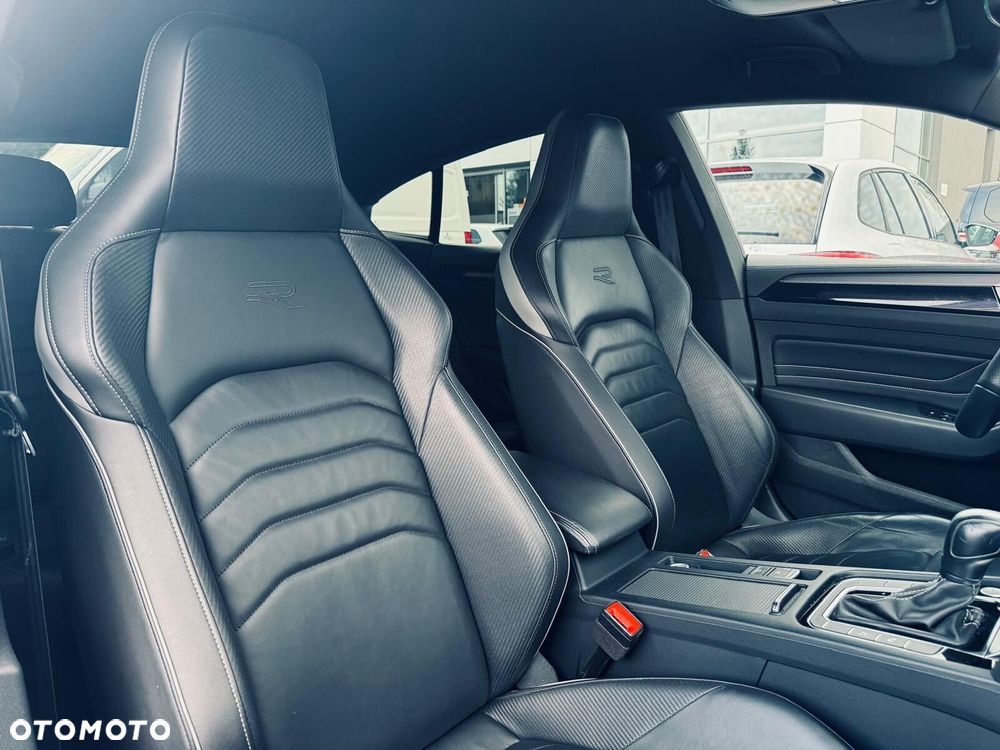 Volkswagen Arteon 2.0 TDI 4Motion R-Line DSG - 16